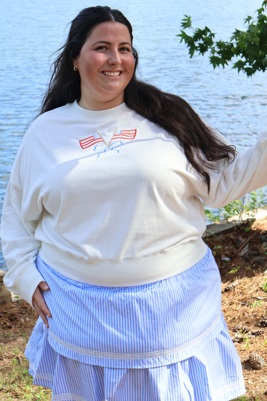 Bow and Glory Sweatshirt (Plus)