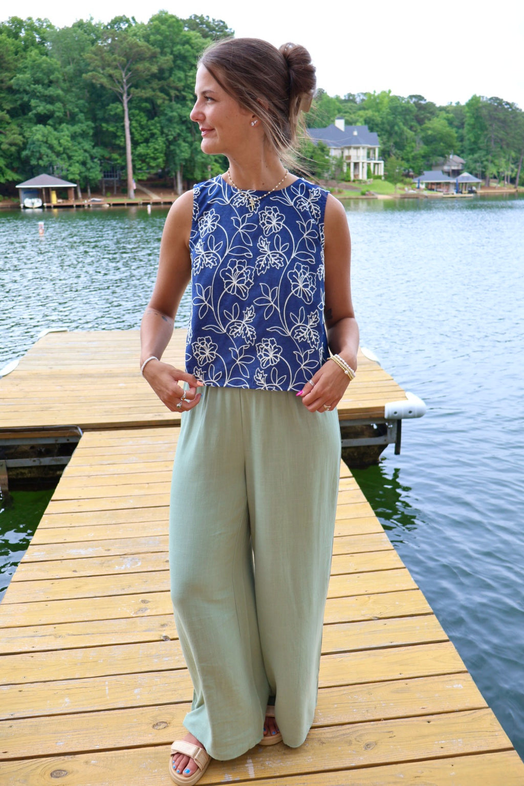 Backroads & Bows Top