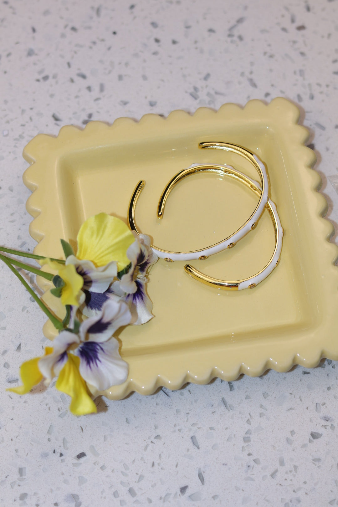 The Pretty Little Bracelet - White