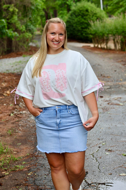 Blushin’ Boots Tee
