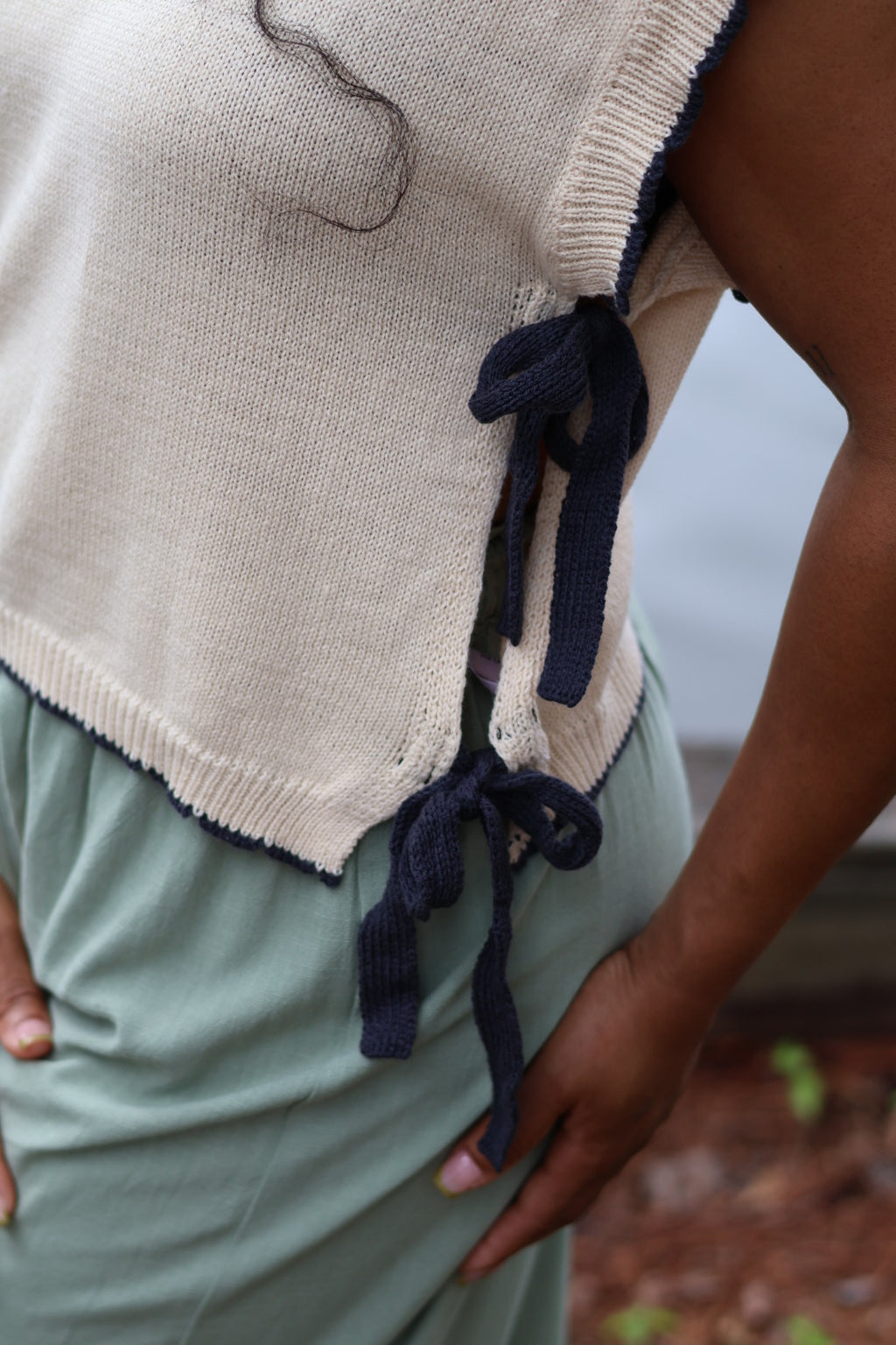 Side Note Ribbon Top - Warm Sand